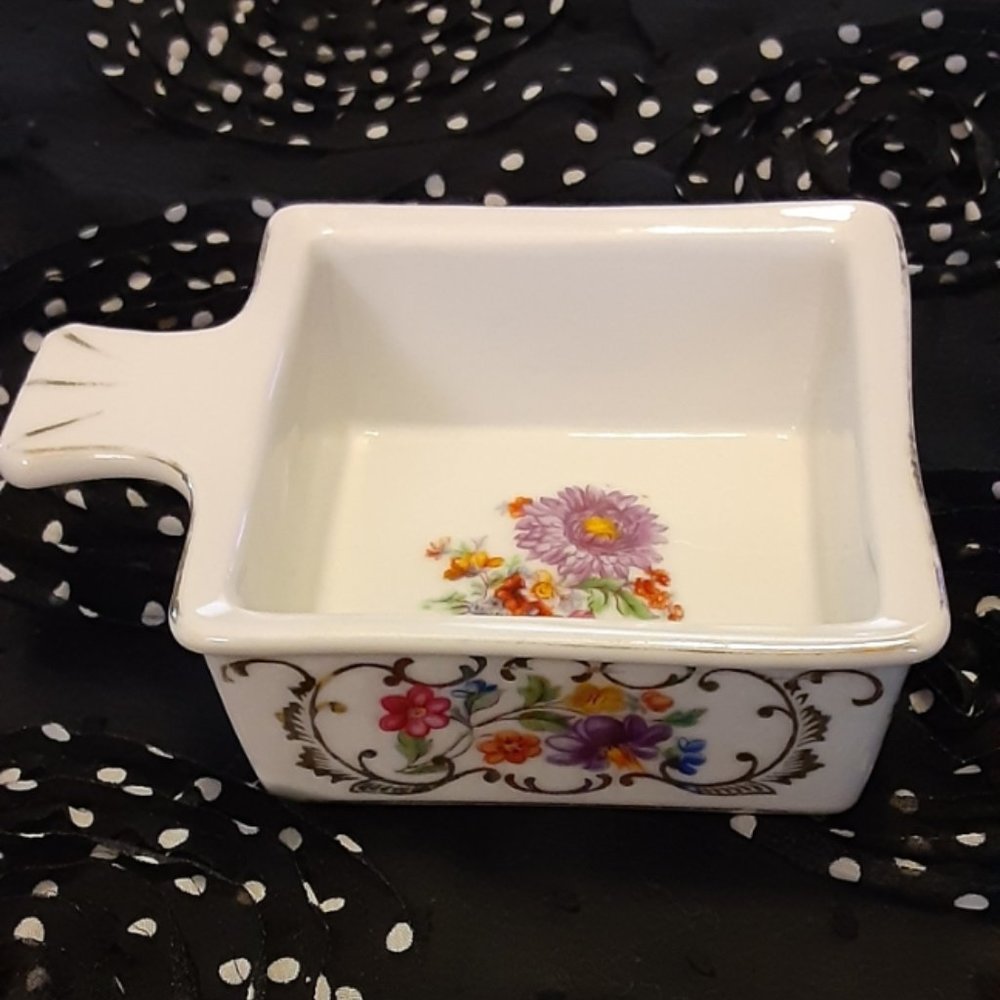Vintage Victoria Czechoslovakia Trinket Dish/Soap Dish